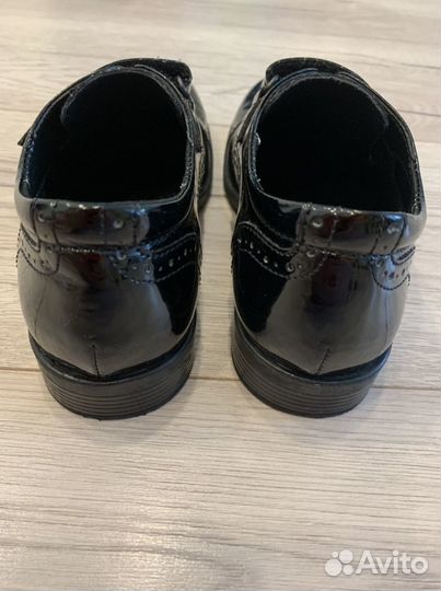 Туфли школьные новые для мальчика р-р 30