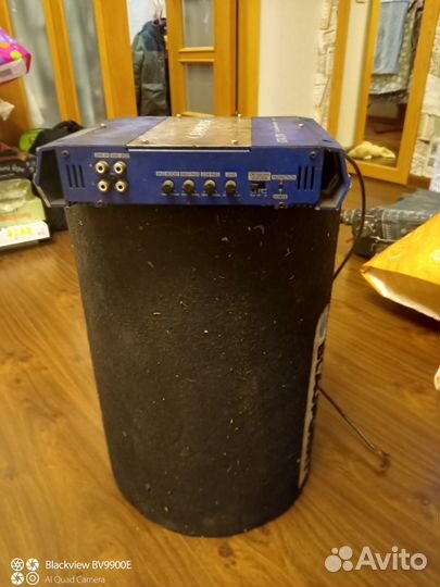 Автомобильный сабвуфер