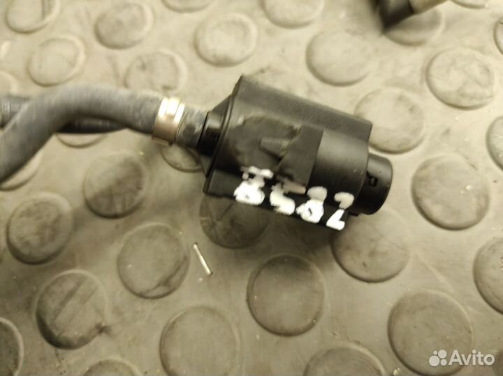 Клапан вакуумный Jaguar F-Pace X761 AJ20D4 2.0