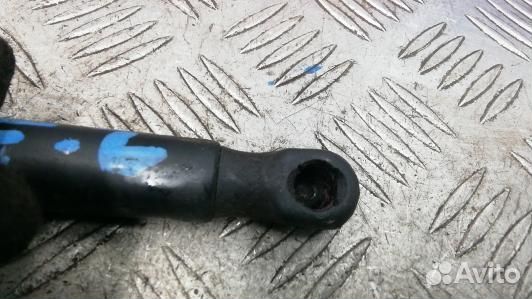 Амортизатор крышки багажника volkswagen bora 1 (LB