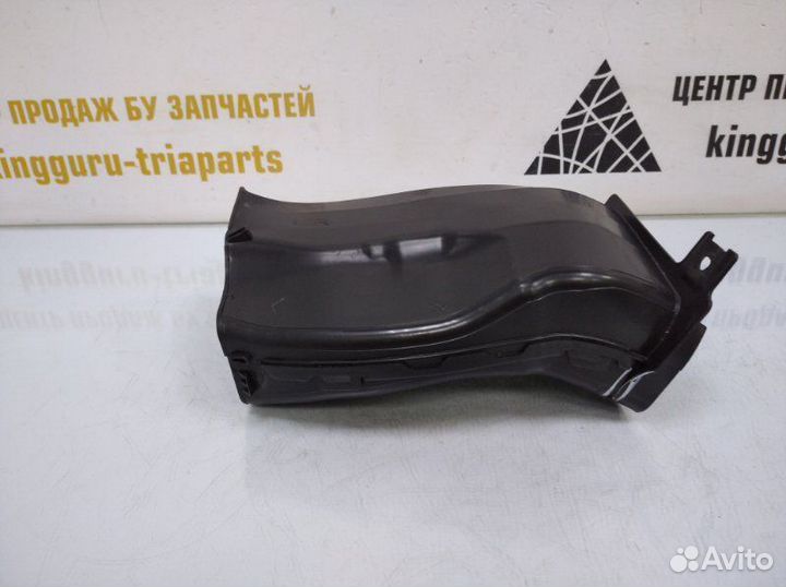 Воздуховод охлаждения тормозов передний правый Bmw