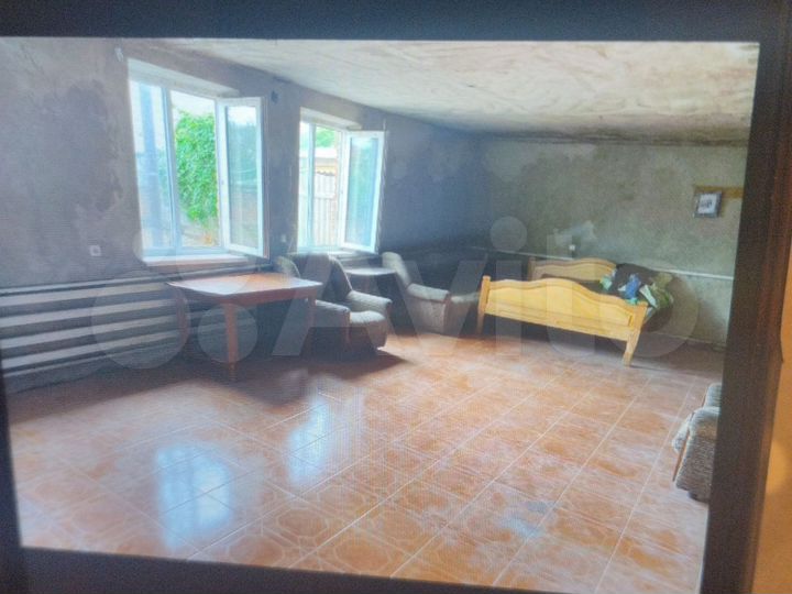 Дом 240 м² на участке 7 сот.