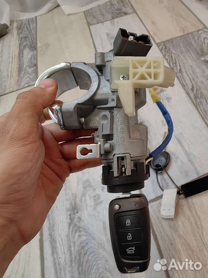 Замок зажигания на Hyundai Solaris 2