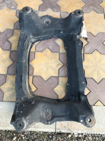 Балка под Двс подрамник Мерседес w211 4 matic