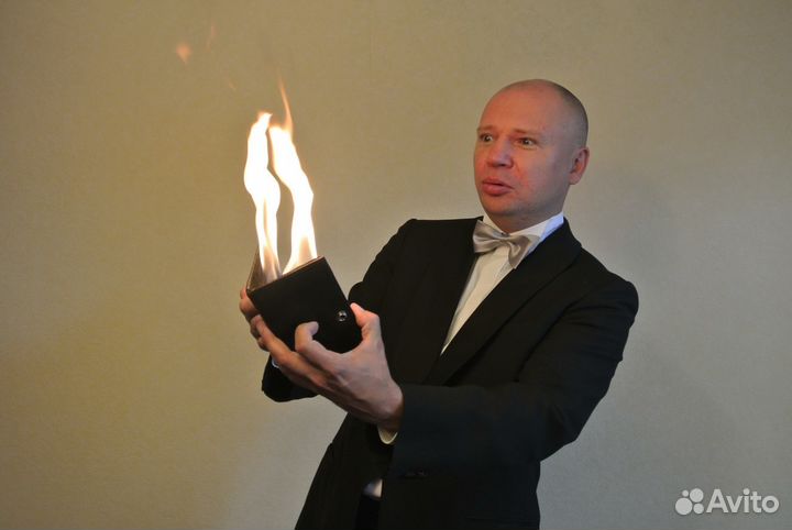 Ведущий тамада фокусник саксофон дискотека