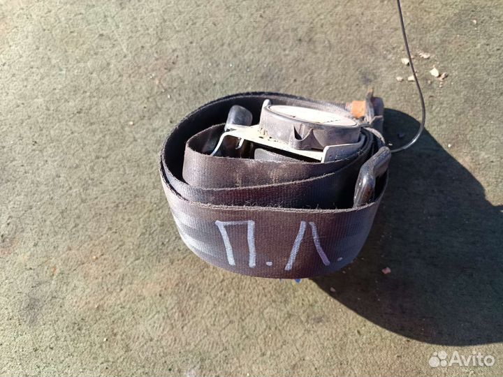 Ремень безопасности водителя Форд фиеста 2008 г