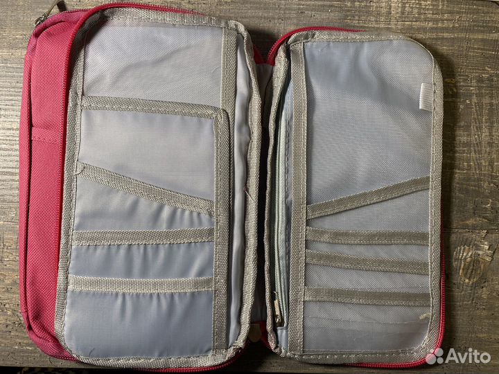 Дорожный органайзер для документов, билетов