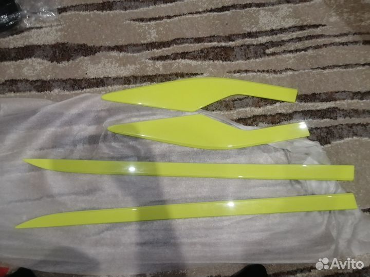 Боковые нижние молдинги Toyota C-HR 2016-2023