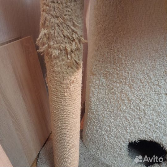 Когтеточка-домик, 3-х уровневая для кошек