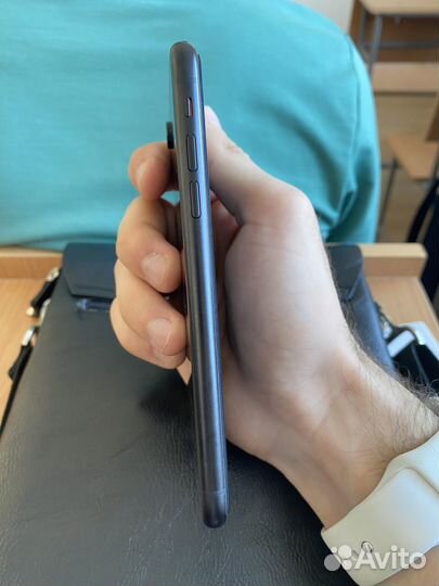 iPhone Xr, 128 ГБ