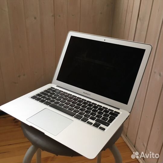 Apple macbook air 13 A1369