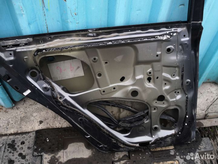 Дверь левая задняя Corola 2013г