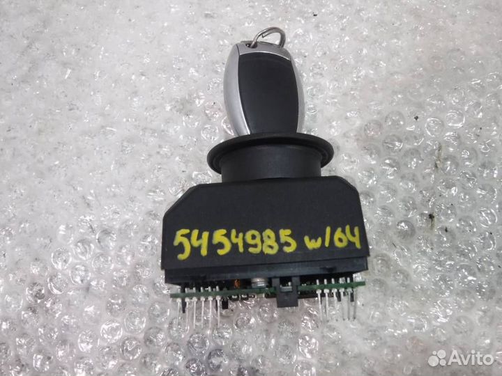 Замок зажигания Мерседес