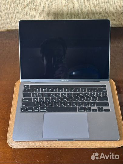 Macbook pro 13 m1 2020 (8/512)
