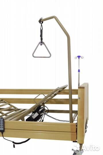 Медицинская кровать функциональная