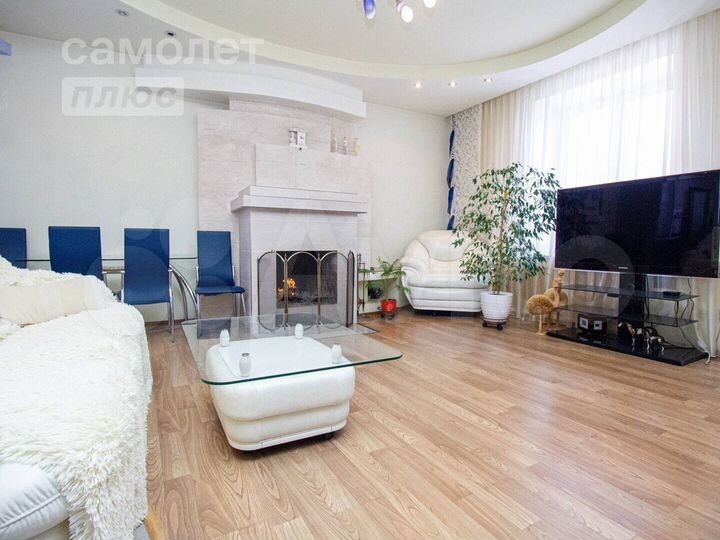 4-к. квартира, 150 м², 4/4 эт.