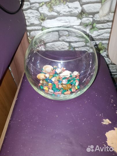 Аквариум 5л с камушками