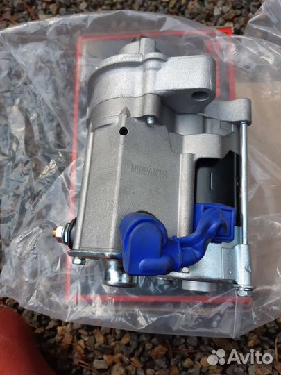 Стартер на Honda Civic Nipparts j5214024