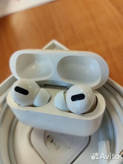 Беспроводные наушники apple airpods pro