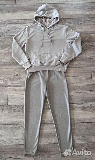 Костюм HM S