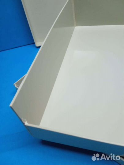 Пластиковый лоток-поддон для клеток и витрин