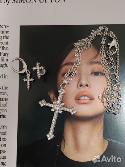 Набор кулон и серьги в стиле У2К