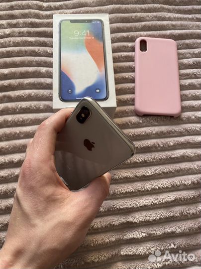 iPhone X, 64 ГБ