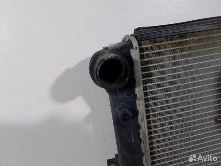 Радиатор основной Volkswagen Golf 6 2004