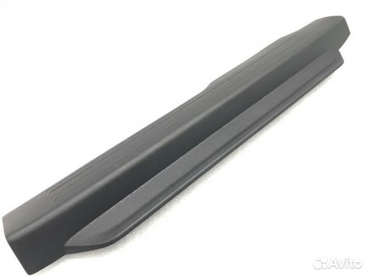 Накладка порога передняя левая Mitsubishi Pajero