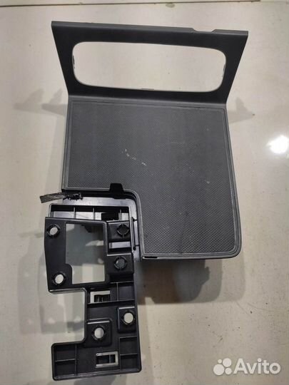 Накладка центральной консоли (Hyundai Sonata)