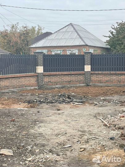 Забор из евроштакетника