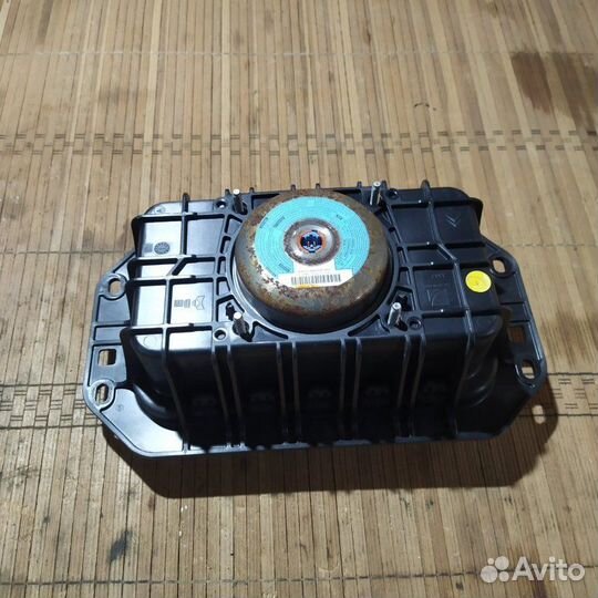 Подушка безопасности пассажира Citroen C5-2 X7