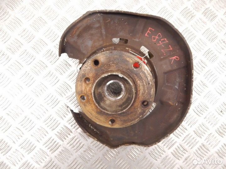 Ступица/Поворотный кулак BMW E87