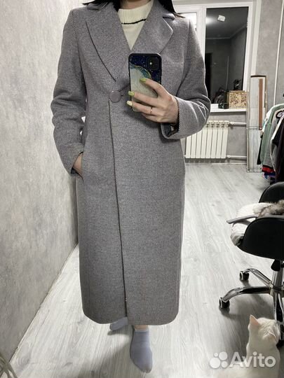 Пальто демисезонное
