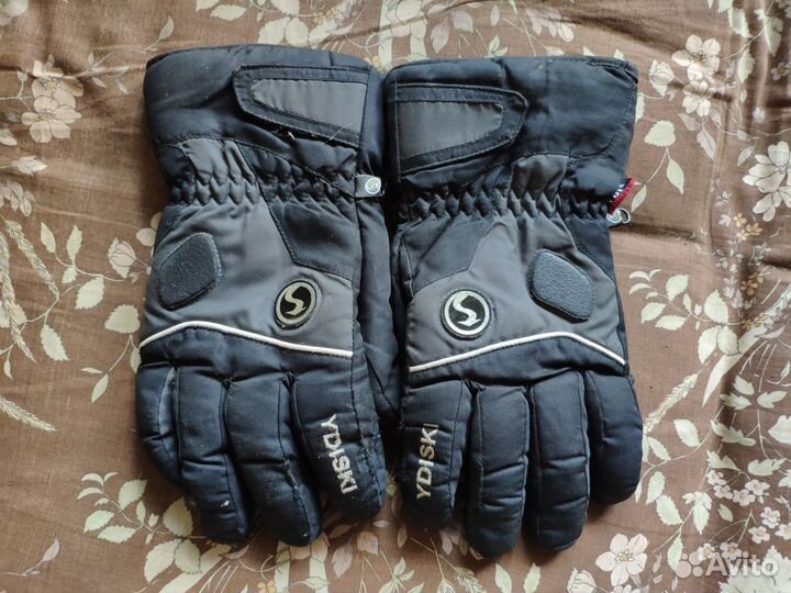 Зимние перчатки