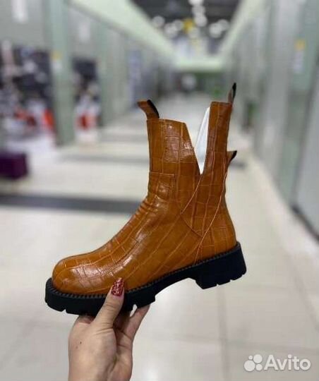 Ботинки женские новые 37