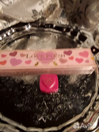 Румяна Love Flush