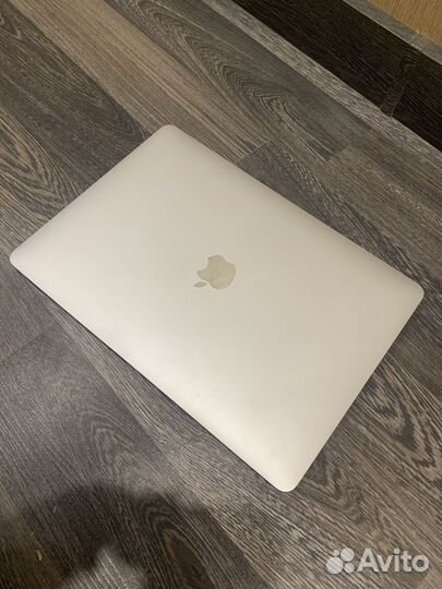 Macbook air 13 m1