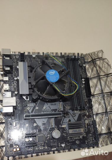 Материнская плата asus B365M-A с процессором i3 91