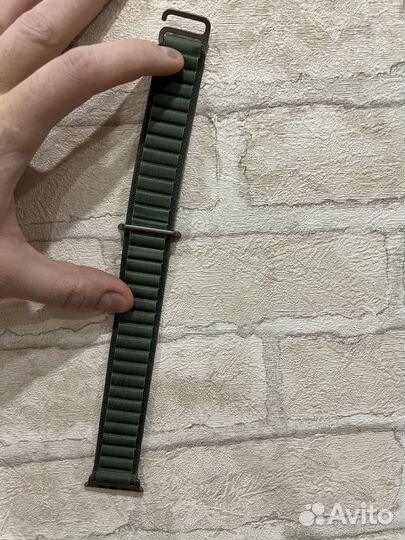 Ремешок Alpine Loop Green на Apple watch ultra