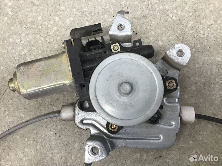 Стеклоподъемник электр. задний левый Nissan X-Trai