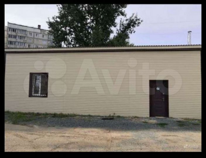 Гараж, > 30 м²