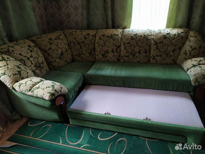 Угловой диван