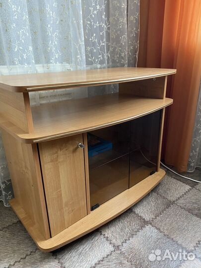 Тумба под тв