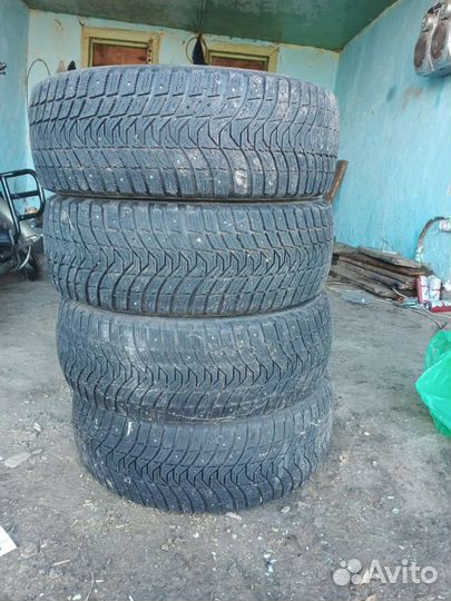 Michelin Agilis 205/55 R16