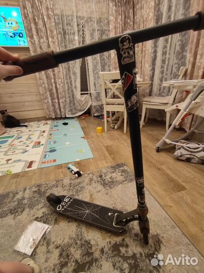 Трюковой самокат