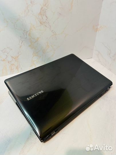 Ноутбук Samsung 355V4C (52117)