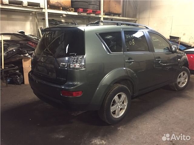 Разбор на запчасти Mitsubishi Outlander XL