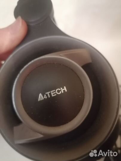 Проводные наушники