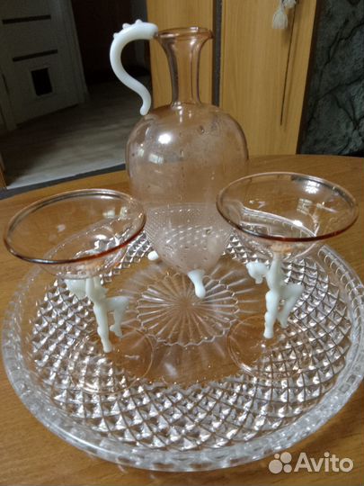 Для любителей антиквариата